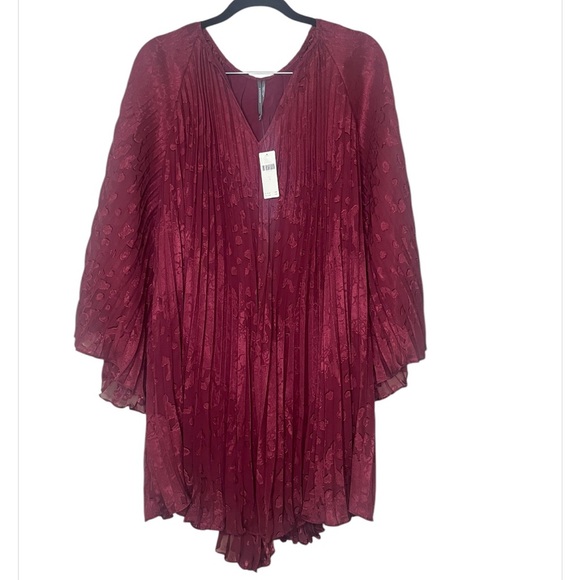 NWT Anthropologie Toulon BellSleeve Pleated Burnout
Mini Dress Plum Size s - Picture 4 of 7